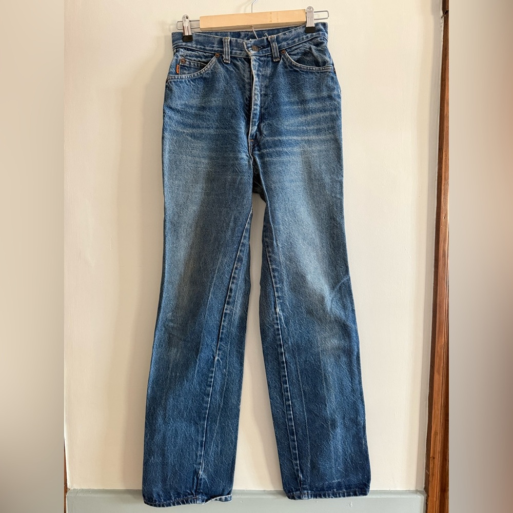 Vintage Women’s Levi’s Wide-Leg Jeans